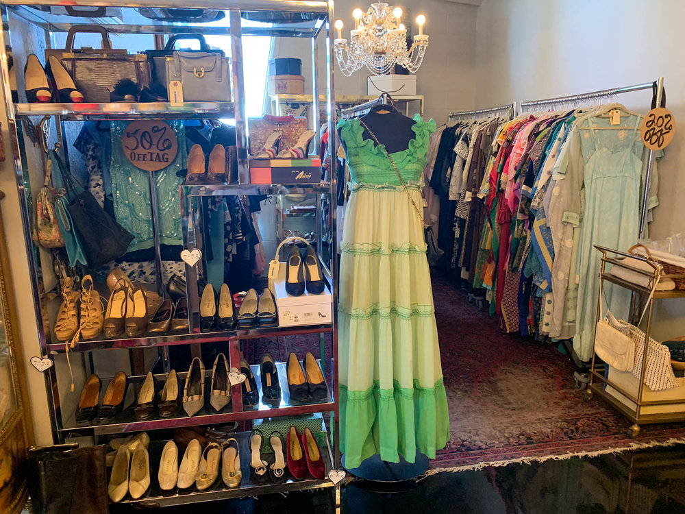 The Top Palm Springs Thrift Stores & Vintage Clothing Stores | TF